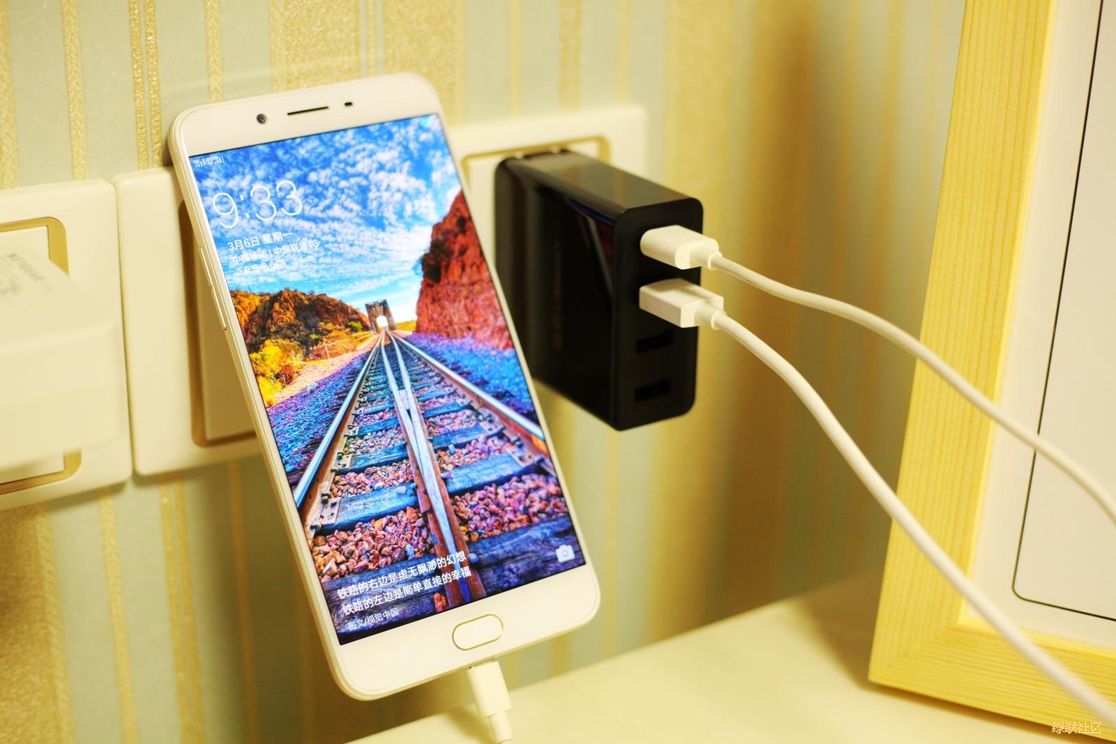 4口充电器,allbet4口电源适配器